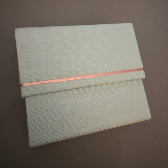 NIB Isabella M Enamel hinge bangle in blue multi - Picture 4 of 9